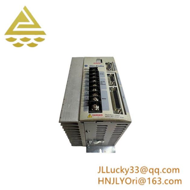 Allen-Bradley AB 2098-DSD-010X Digital Servo Drive